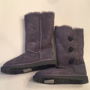 Ugg boots, girl’s size 5 (woman’s 7)